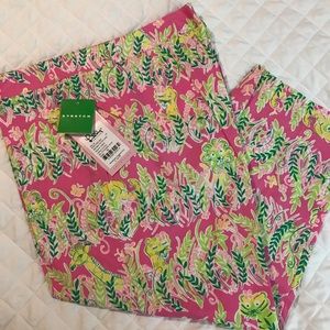 Lilly Pulitzer Golf Capri pants size 16